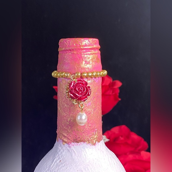 Hand Painted-Decoupaged Sugar Skull-Dia De Los Muertos-Day of the Dead Bottle - Picture 5 of 13